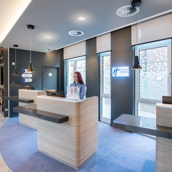 Rezeption Holiday Inn Express
