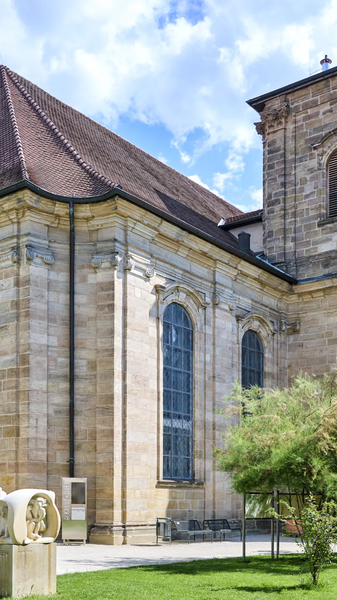 Kreuz und Quer mit Bibelgarten